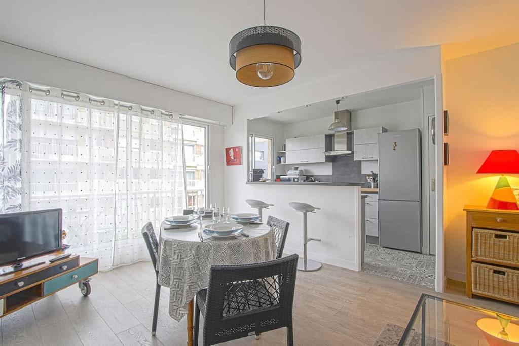 Appt Agreable Avec Balcon Au Sud-Ouest De Caen Apartment Екстериор снимка